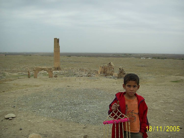 Harran da ocuk Olmak... [Beyazt hsan Kuvvatli]