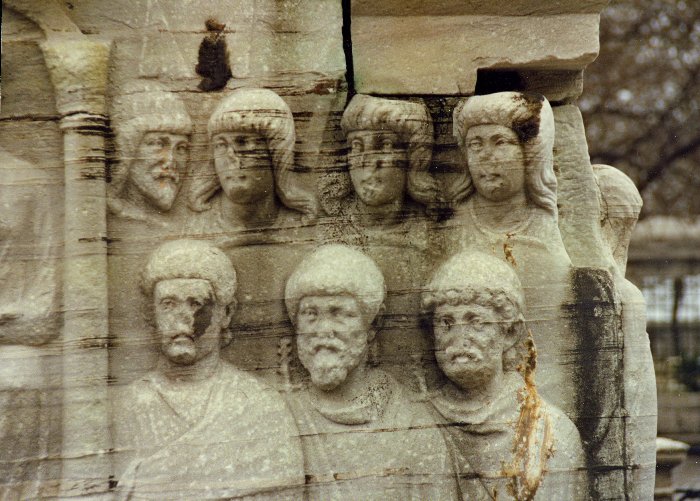 Bizanslılar, İstanbul Dikilitaş Kaidesi [Yahya Sezai Tezel]