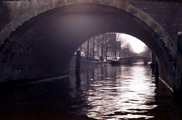 Amsterdam [Vildan Gozoglu]